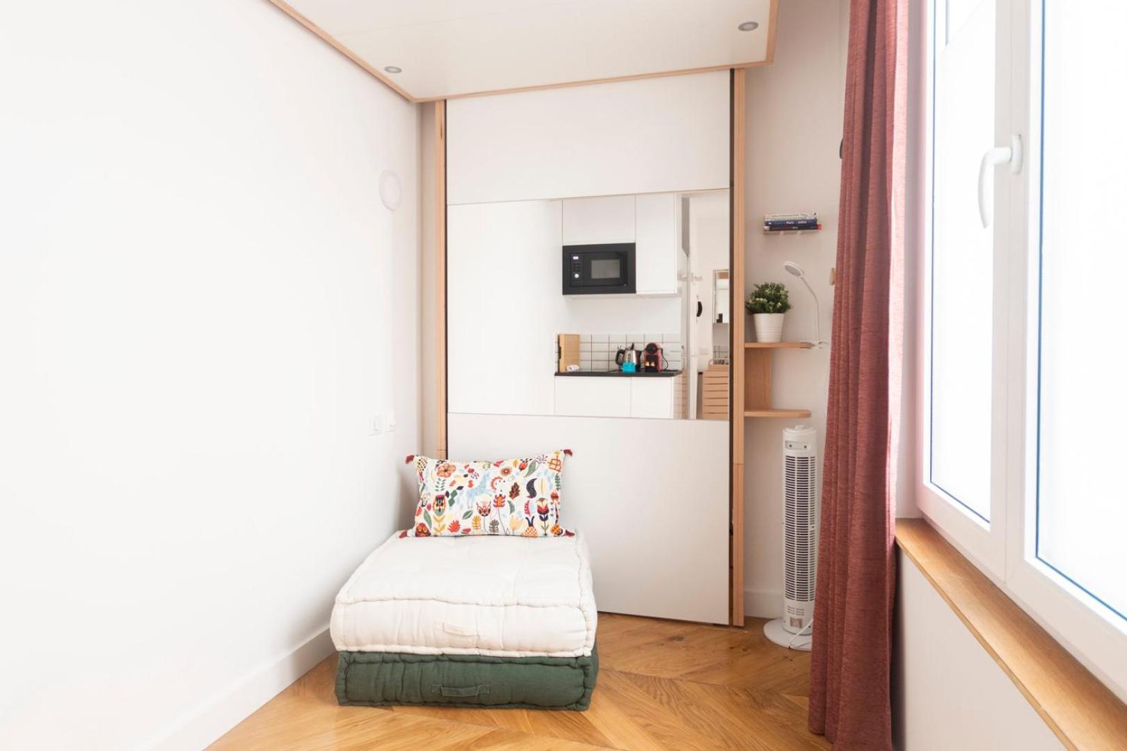 Super Central Mini Studio - 2 Pax, Murphy Bed Париж Екстер'єр фото